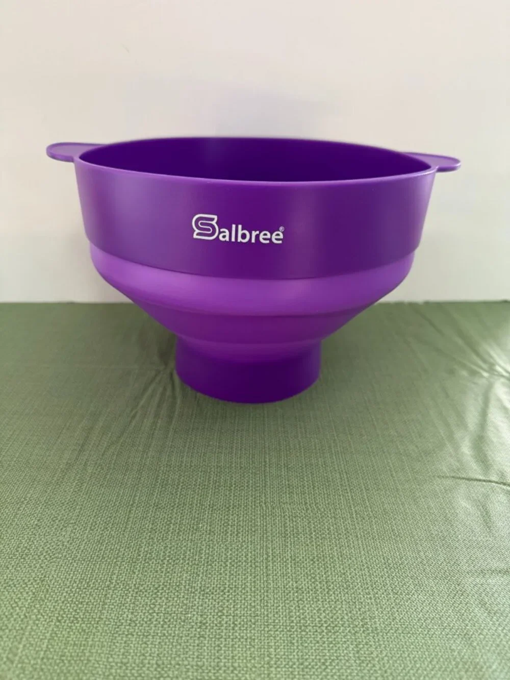 Salbree Microwave Popcorn Popper Maker Silicone Collapsible Bowl - PURPLE - NEW